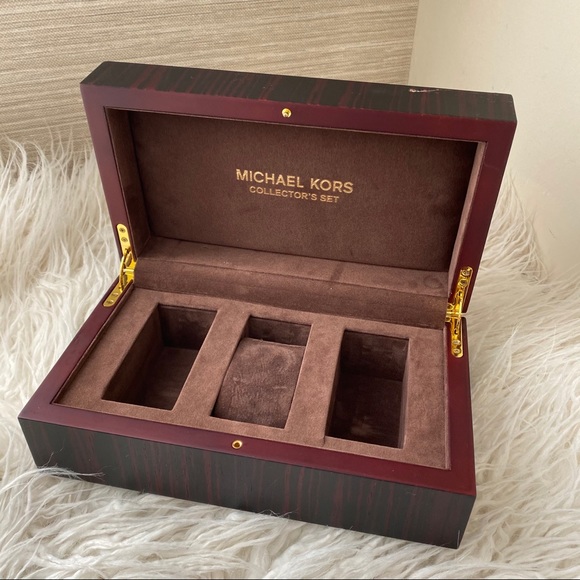 🕰 Michael Kors Wooden Watch Display Box 🕰 - Picture 1 of 6